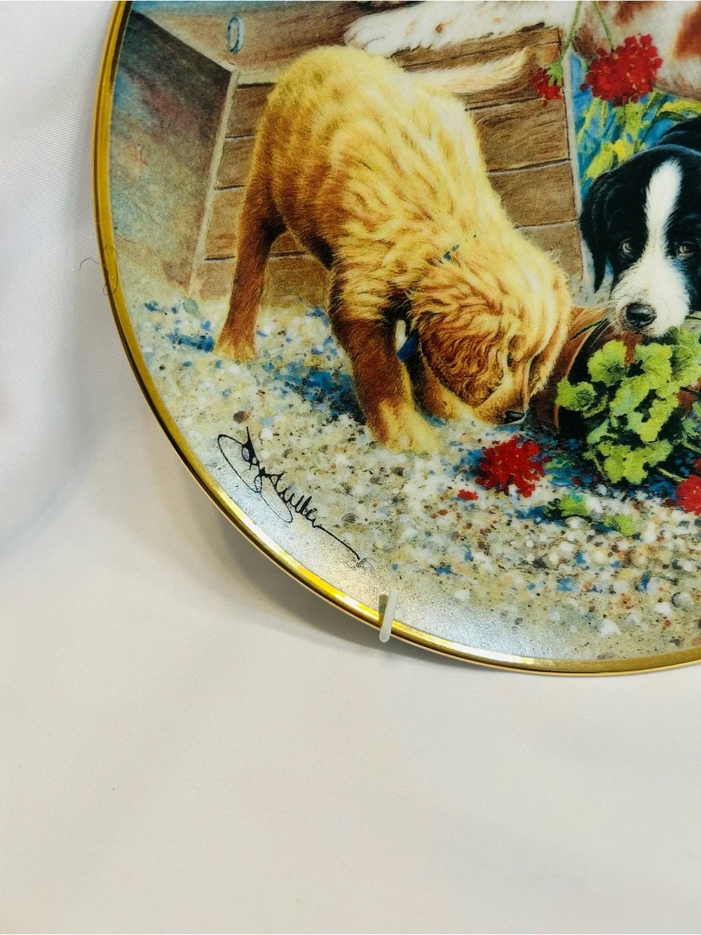 Franklin Mint Vintage “Triple Trouble”Plate with signature and serial number